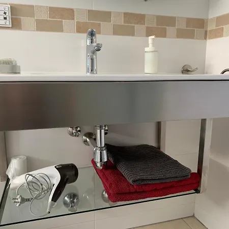 Casa Blanca Apartment *